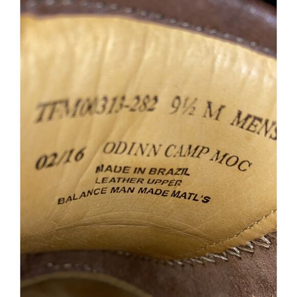 Tommy Bahama Odinn Camp Moc Men’s 9.5M Tan Brown Perf Leather Driving Loafers main image 9